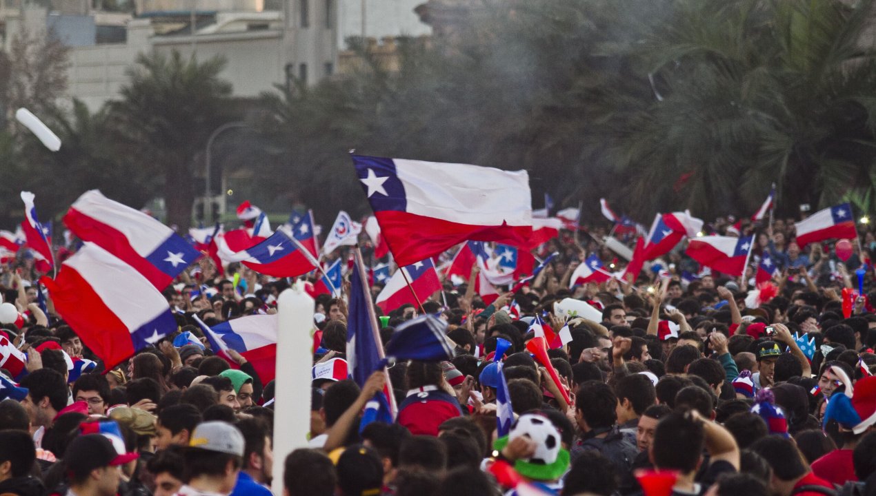 /entrevista-fundacion-imagen-chile-un-61-de-las-personas-esta-orgullosa-de-ser-chilena