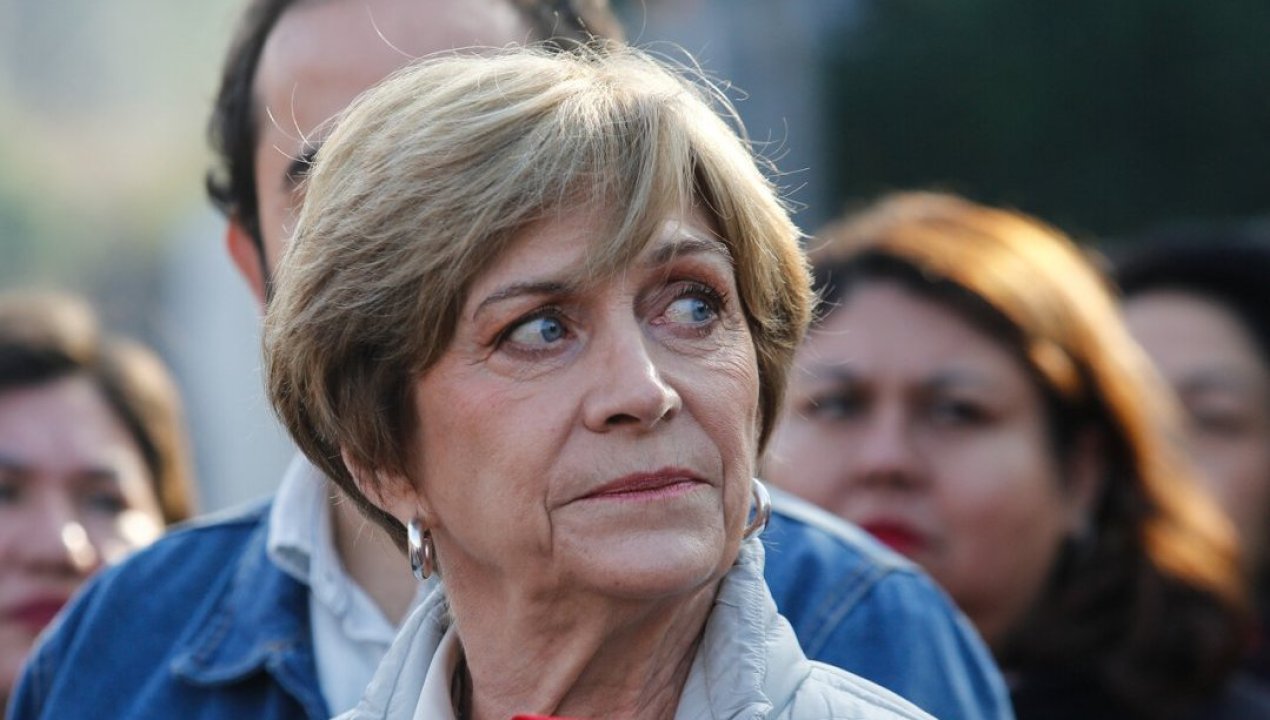 /actualidad/acusan-a-evelyn-matthei-de-viajar-a-estados-unidos-con-licencia-medica