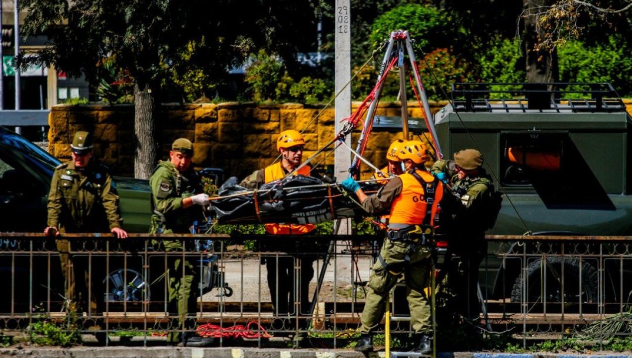 /actualidad/persecucion-en-providencia-termina-con-sujeto-arrojandose-al-rio-mapocho-y