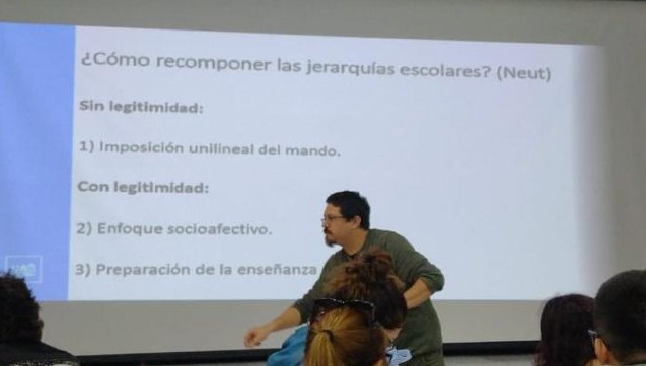 /investigador-realizo-taller-sobre-violencia-escolar-en-el-isca